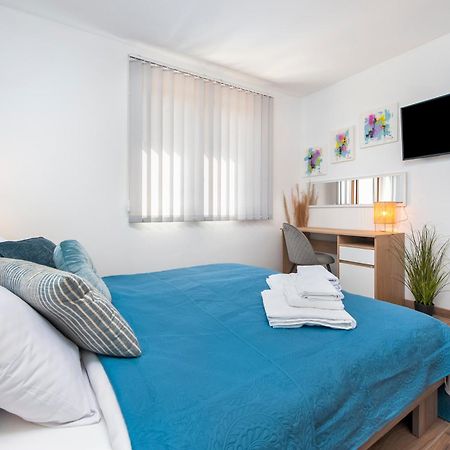 Apartman Lorena Rovinj Exterior photo
